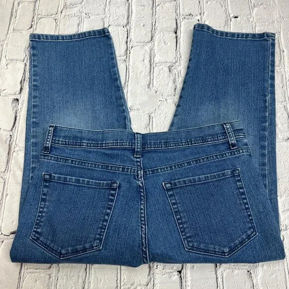 Lee Blue Denim Capri Pants 6 | Classic Fit Flaws - Picture 2 of 5